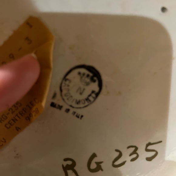 2 CAPODIMONTE ANTIQUE CLOWNS. Made in Italy - Picture 7 of 8